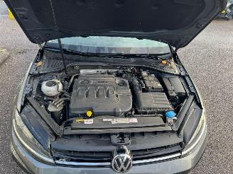 Volkswagen Golf Variant 1.6 TDI Highline Business R picture 8