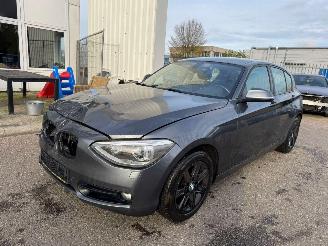 Voiture accidenté BMW 1-serie 116i Business AUTOMAAT 2011/11