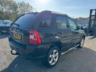 Kia Sportage 2.0 CVVT Fifteen picture 5