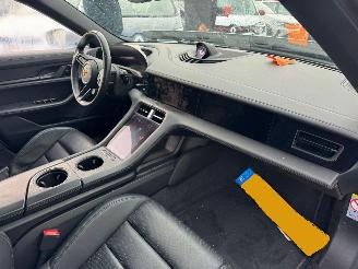 Porsche Taycan 4S Performance 84 kWh 360 KW 489 PK picture 14