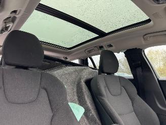 Volvo V-60 2.0 B3 Momentum Business AUTOMAAT picture 18