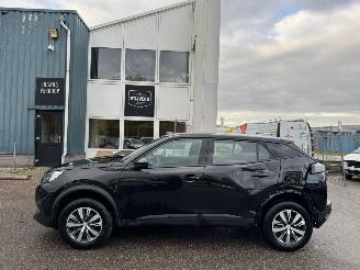 Peugeot e-2008 EV Active 50 kWh picture 2