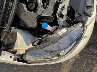 Peugeot 108 Peugeot 108 1.0 e-VTi Active picture 8