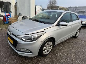Unfallwagen Hyundai I-20 1.0 T-GDI Comfort 2018/8