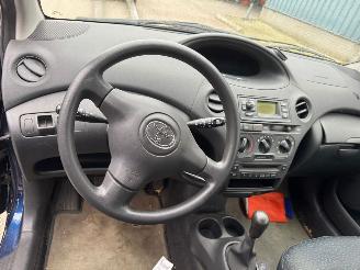 Toyota Yaris 1.3 VVT-i Idols BJ 2003 118.437 KM picture 9