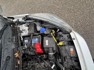 Ford Ka+ 1.2 Trend Ultimate BJ 2016 50.920 KM picture 17