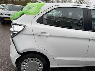 Ford Ka+ 1.2 Trend Ultimate BJ 2016 50.920 KM picture 6