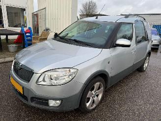 škoda osobní automobily Skoda Roomster 1.6-16V AUTOMAAT Scout BJ 2008 76137 KM 2008/6