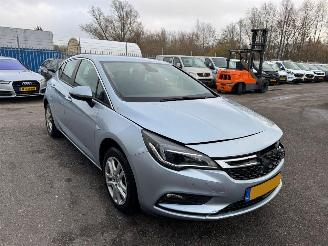 skadebil auto Opel Astra 1.0 Business+ 2016/9