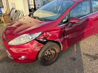 Damaged car Ford Fiesta 1.25 Titanium BJ 2012 51.131 KM 2012/1