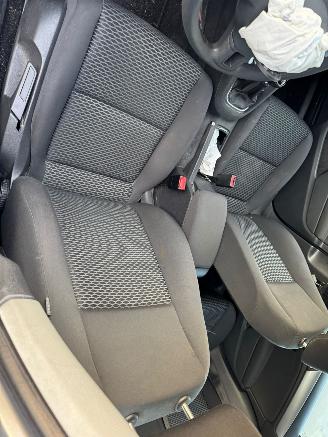 Volkswagen Golf 1.2 TSI Tour picture 17