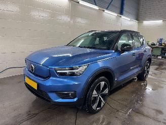 Unfallwagen Volvo XC40 Recharge P8 AWD R-Design 2020/11
