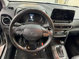 Hyundai Kona 1.6 GDI HEV Premium Sky AUTOMAAT picture 11