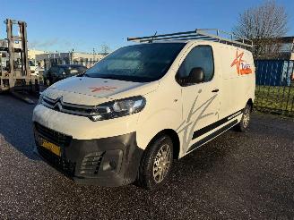 krockskadad bil bedrijf Citroën Jumpy 2.0 BlueHDI 120 Club M S&S BJ 2017 167.468 KM 2017/2