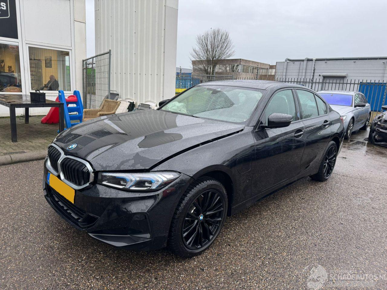 BMW 3-serie 330e AUTOMAAT BJ 2025 BJ 2025 6.850 KM