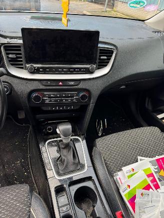 Kia Cee d Sportswagon 1.6 AUTOMAAT GDI PHEV DynamicPlusLine BJ 2023 74.883 KM picture 11