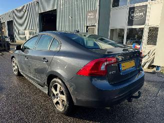 Volvo S-60 2.0T Intro Edition BJ 2011 223.153 KM picture 3