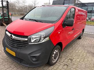 krockskadad bil bedrijf Opel Vivaro 1.6 CDTI L2H1 Edition 2017/3