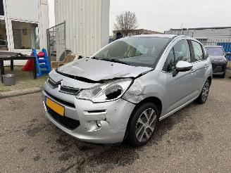 Damaged car Citroën C3 1.2 VTi Collection BJ 2013 87.224 KM 2013/7