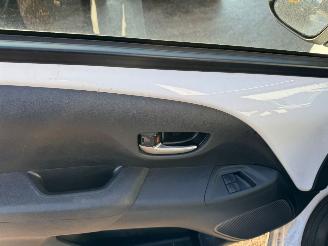 Toyota Aygo 1.0 VVT-i AUTOMAAT X PLAY picture 9