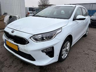 skadebil auto Kia Ceed Sportswagon 1.0 T-GDi DynamicLine 2021/7