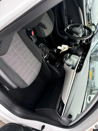 Opel Corsa 1.2 Level 2 picture 10