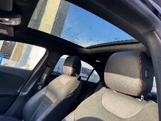 Mercedes A-klasse 180 AUTOMAAT PANO AMG Line picture 16