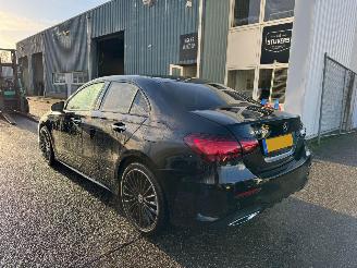 Mercedes A-klasse 180 AUTOMAAT PANO AMG Line picture 3