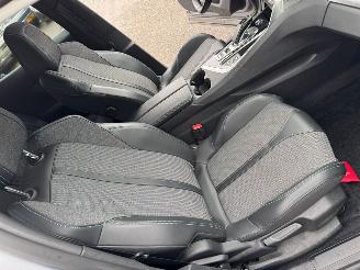 Peugeot 3008 1.6 AUTOMAAT HYbrid 225 Allure Pack Business picture 17