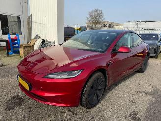 krockskadad bil auto Tesla Model 3 498 PK Premium Long Range AWD 78 kWh 2024/4