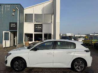 Peugeot 308 1.2 PureTech Active Pack Business picture 5