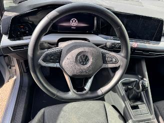 Volkswagen Golf Variant 1.0 TSI Life picture 13