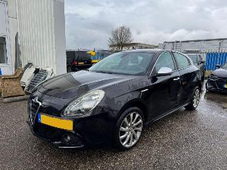 Coche accidentado Alfa Romeo Giulietta 1.4 T Distinctive 2010/6