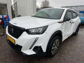 Auto incidentate Peugeot 2008 1.2 PureTech Blue Lease Active 2020/4