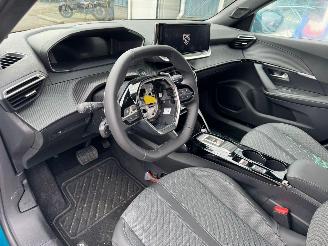 Peugeot 2008 1.2 AUTOMAAT Hybrid 145 Allure picture 10