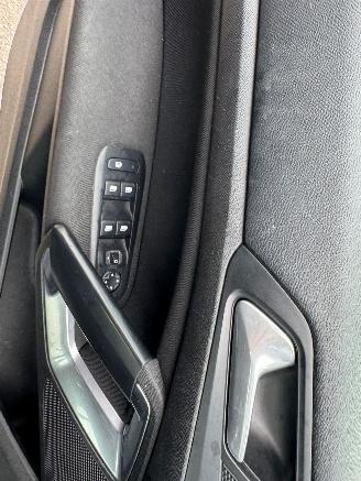 Peugeot 308 1.5 BlueHDi Blue Lease picture 14