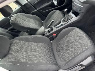 Peugeot 308 1.5 BlueHDi Blue Lease picture 12