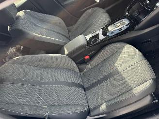 Peugeot 208 1.2 AUTOMAAT Hybrid 110 e-DCS6 Allure picture 15