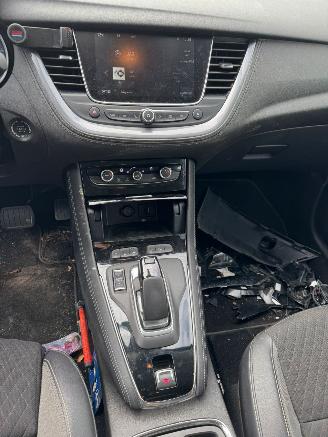 Opel Grandland X 1.6 Turbo Hybrid Business Executive picture 15