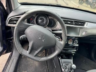 Citroën C3 1.2 PureTech Selection picture 15