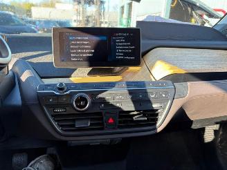 BMW i3 S 120Ah 42 kWh RoadStyle Edition picture 17