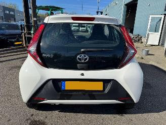 Toyota Aygo 1.0 VVT-i x-fun picture 4