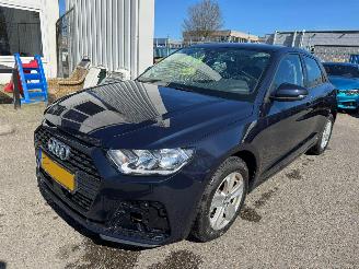 krockskadad bil auto Audi A1 Sportback 25 TFSI Pro Line 2019/10