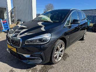krockskadad bil auto BMW 2-serie Gran Tourer 218i AUTOMAAT 7p. High Executive Launch Edition 2018/9