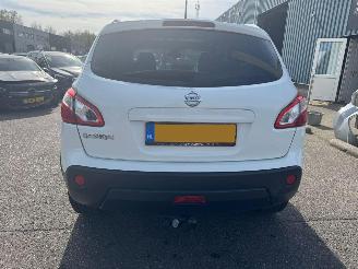 Nissan Qashqai 1.6 Connect Edition picture 4
