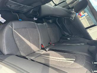 BMW 1-serie 118i AUTOMAAT High Executive picture 16