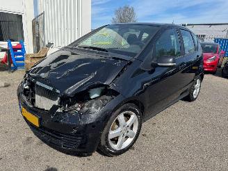 Damaged car Mercedes A-klasse 160 AUTOMAAT Business Class 2011/1
