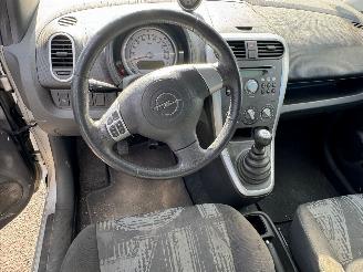 Opel Agila 1.2 Edition picture 13