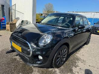 Unfallwagen Mini One 1.5 One Business Edition 2019/7