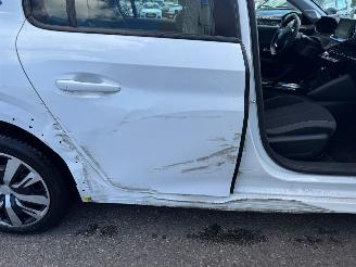 Peugeot e-208 50 kWh Active picture 7